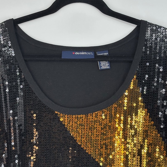 Denim 24/7 Womens Size 1X T-Shirt Black Gold Sequins Scoop Neck Short Sleeves - Picture 2 of 8